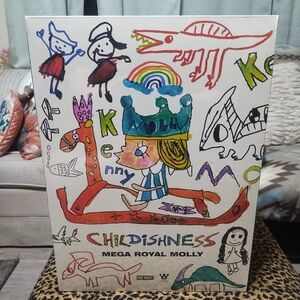 Pop Mart- Mega Royal Molly - Childishness 400%